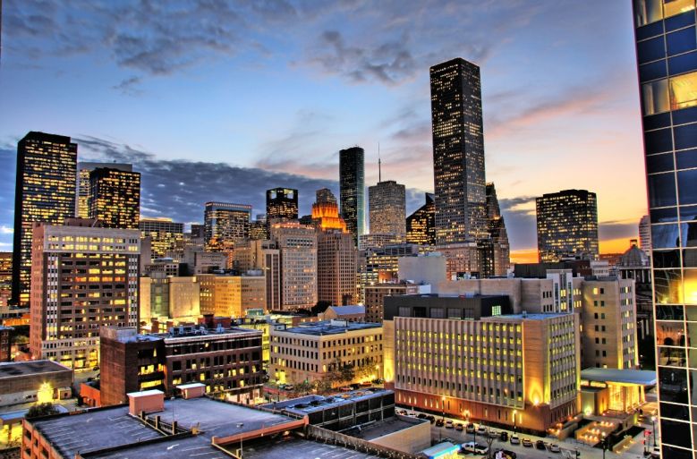 houstonnight.jpeg